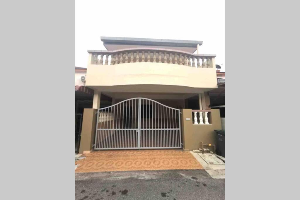 Mersing Fun Beach Home Services Extérieur photo